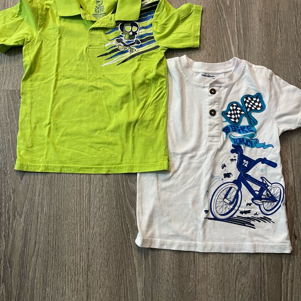 Bundle of kids clothes from 12 months to 24 months